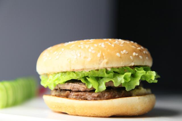 请叫我许仙关注