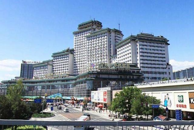 已经消失原貌的北京公主坟,真的是两位公主的坟墓吗?