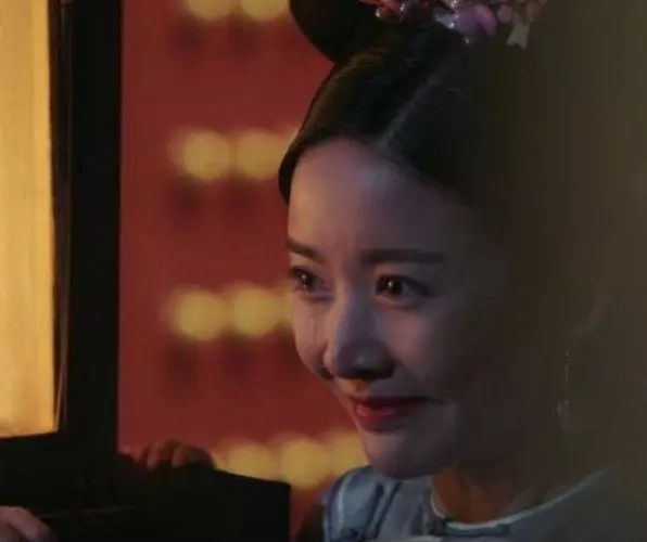 女星笑着哭才考验演技,杨幂笑得心酸,蒋欣含泪大笑惹人心疼!