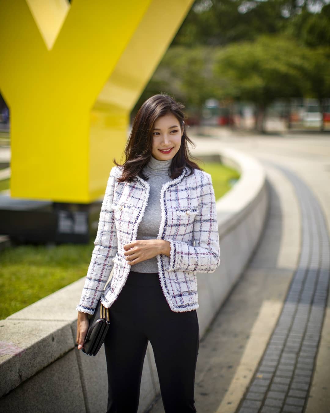 韩国模特李熙恩,丰满的上围,梦寐以求的纤腰,还有大长腿