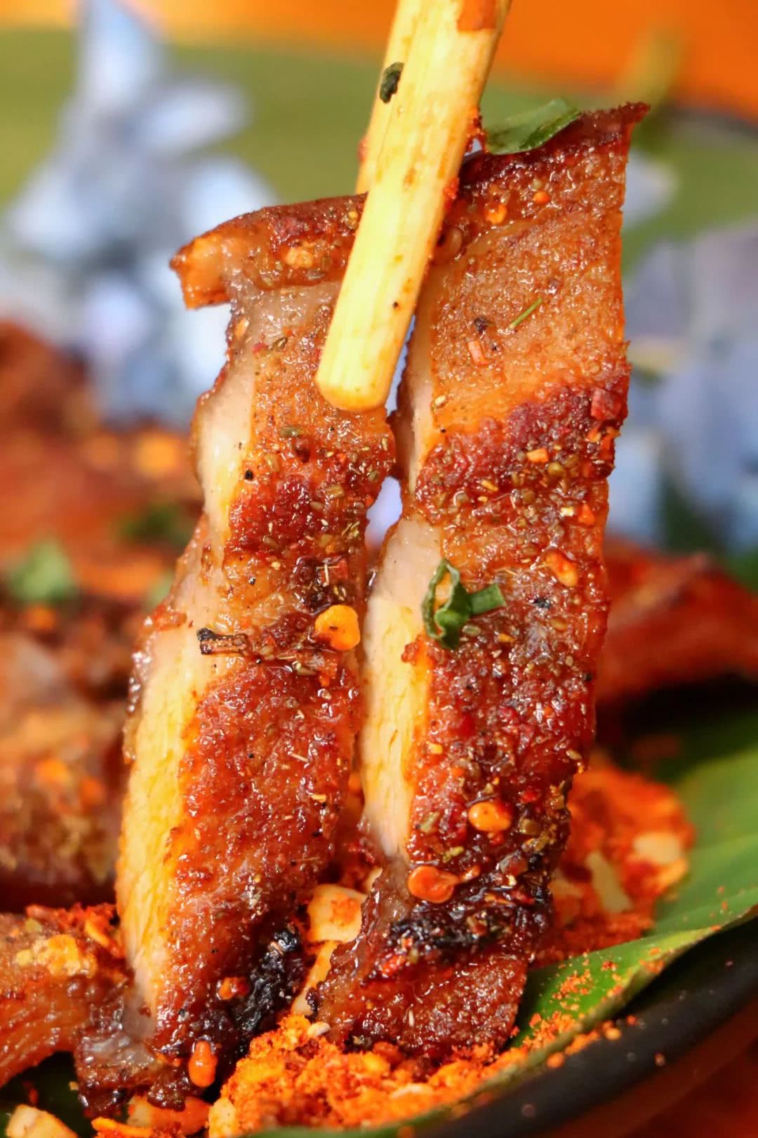 武侯区夜宵扛把子, 坐拥3千平豪华大院!2019年第1波小龙虾安排上