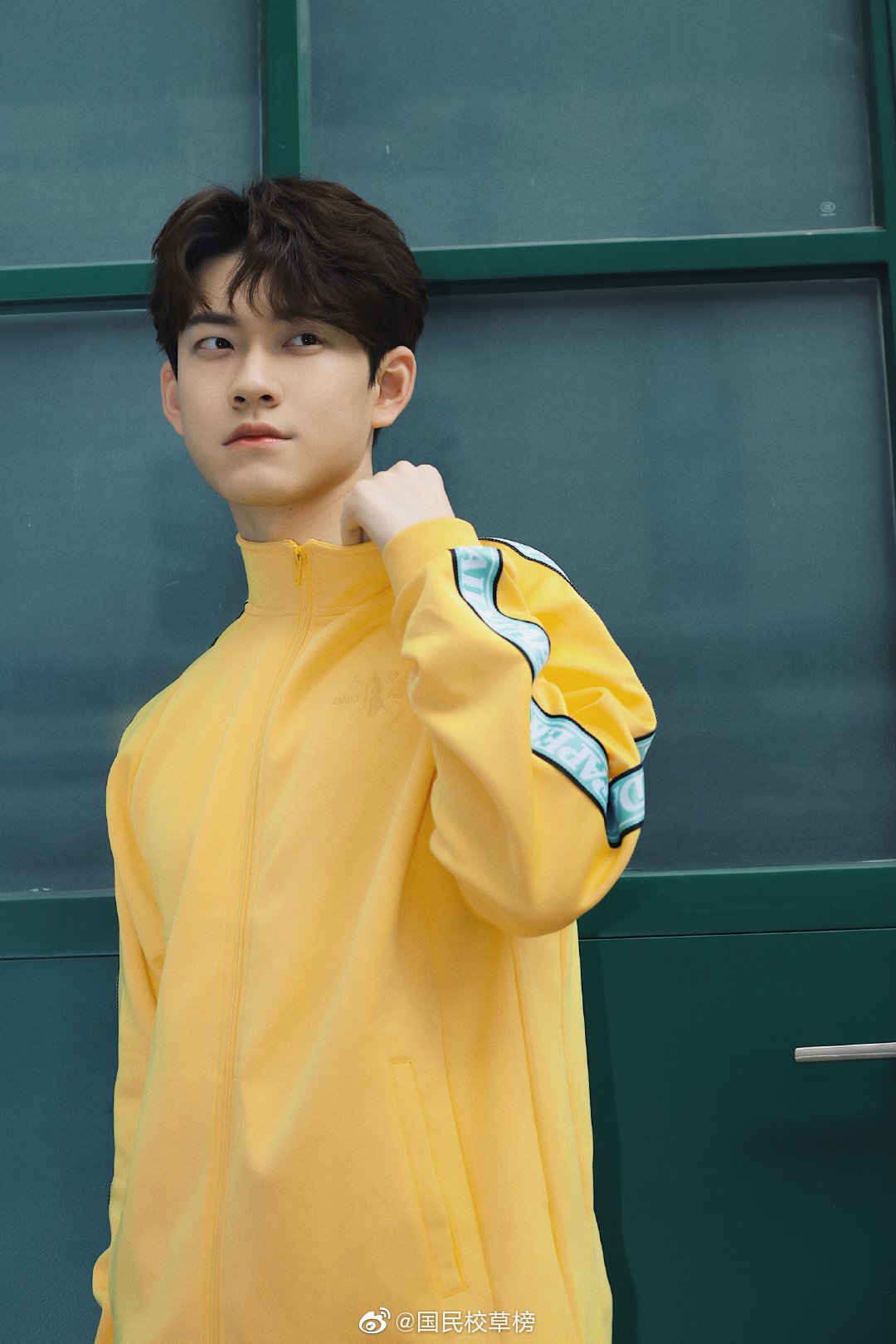 分享一个据说是北二外的学霸校草吴岳卿