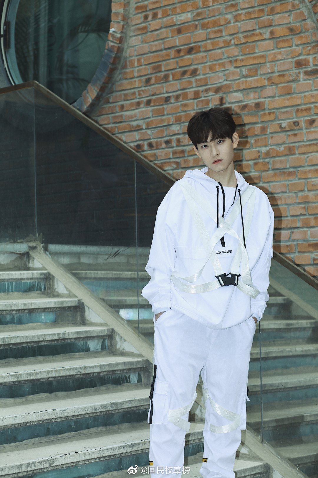 分享一个据说是北二外的学霸校草吴岳卿