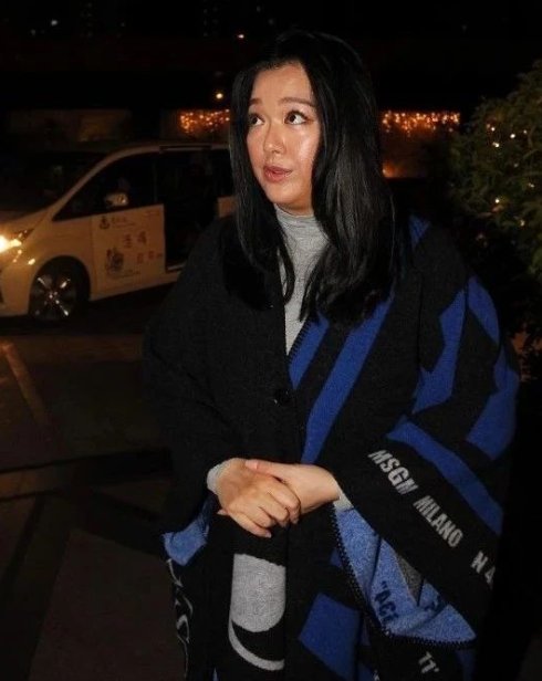 "小棠菜"李珊珊近照身材发福,曾被指患脑瘤变卖港姐后冠惹争议