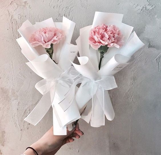 生活中的小美好,母亲节康乃馨花束包装