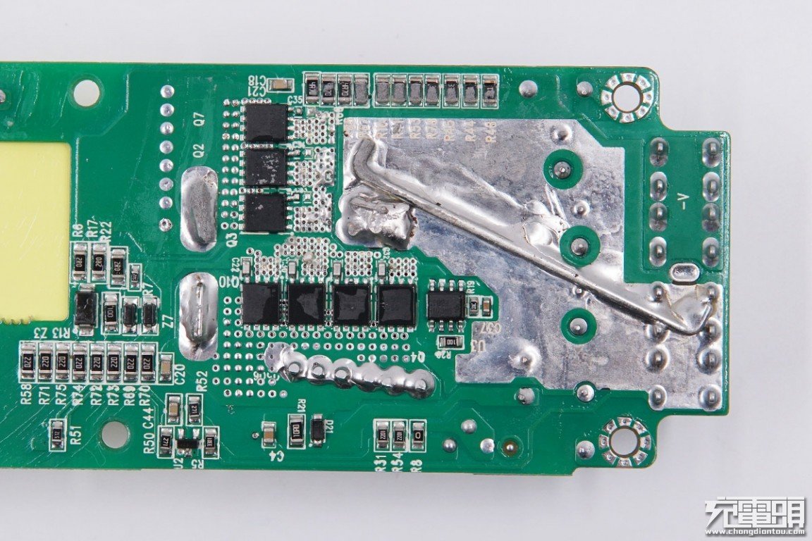 助力2019年央视春晚思齐400wled显示屏电源深度拆解