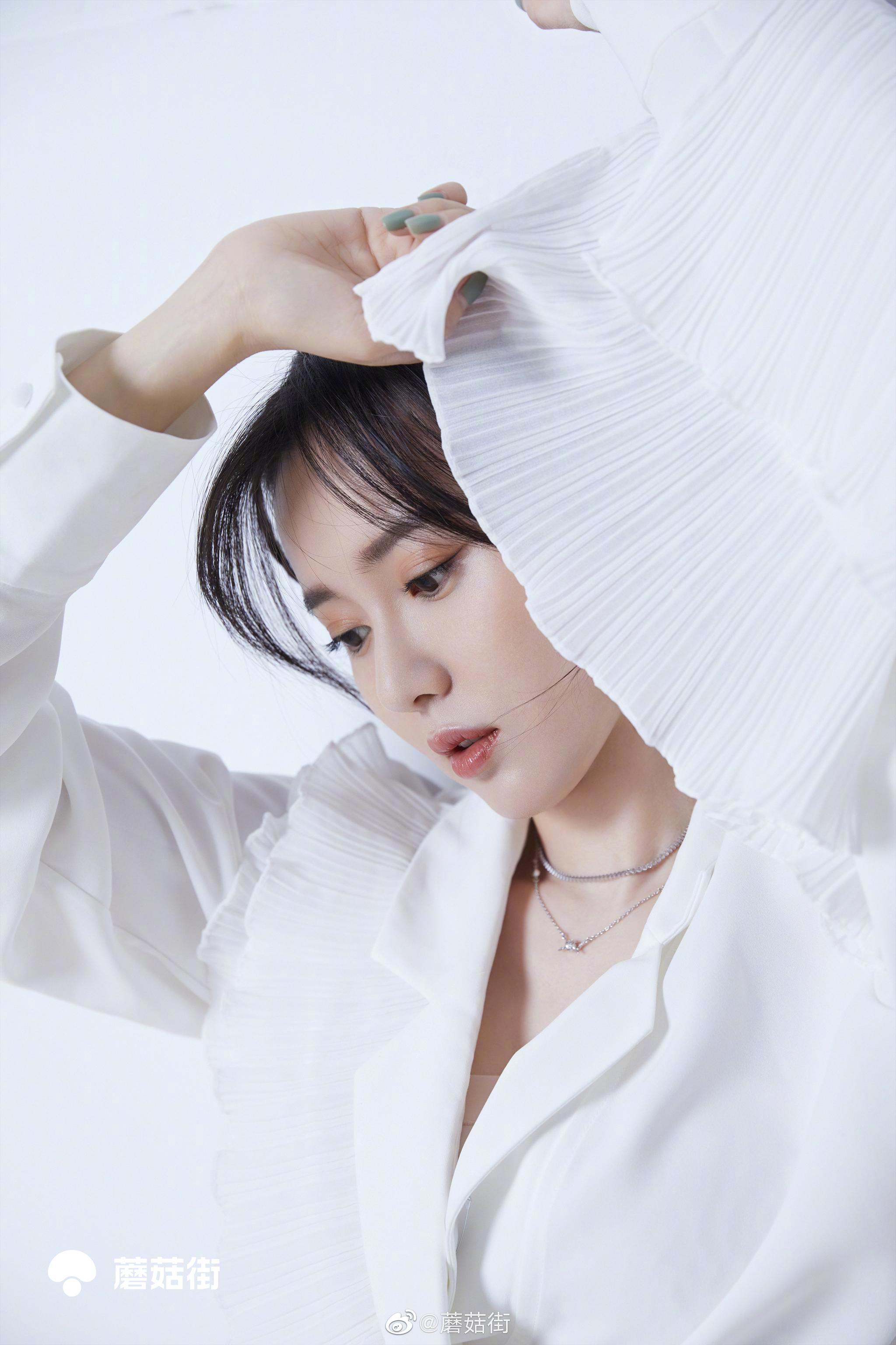 今日开机屏——@江铠同 蘑菇街独家大片来啦