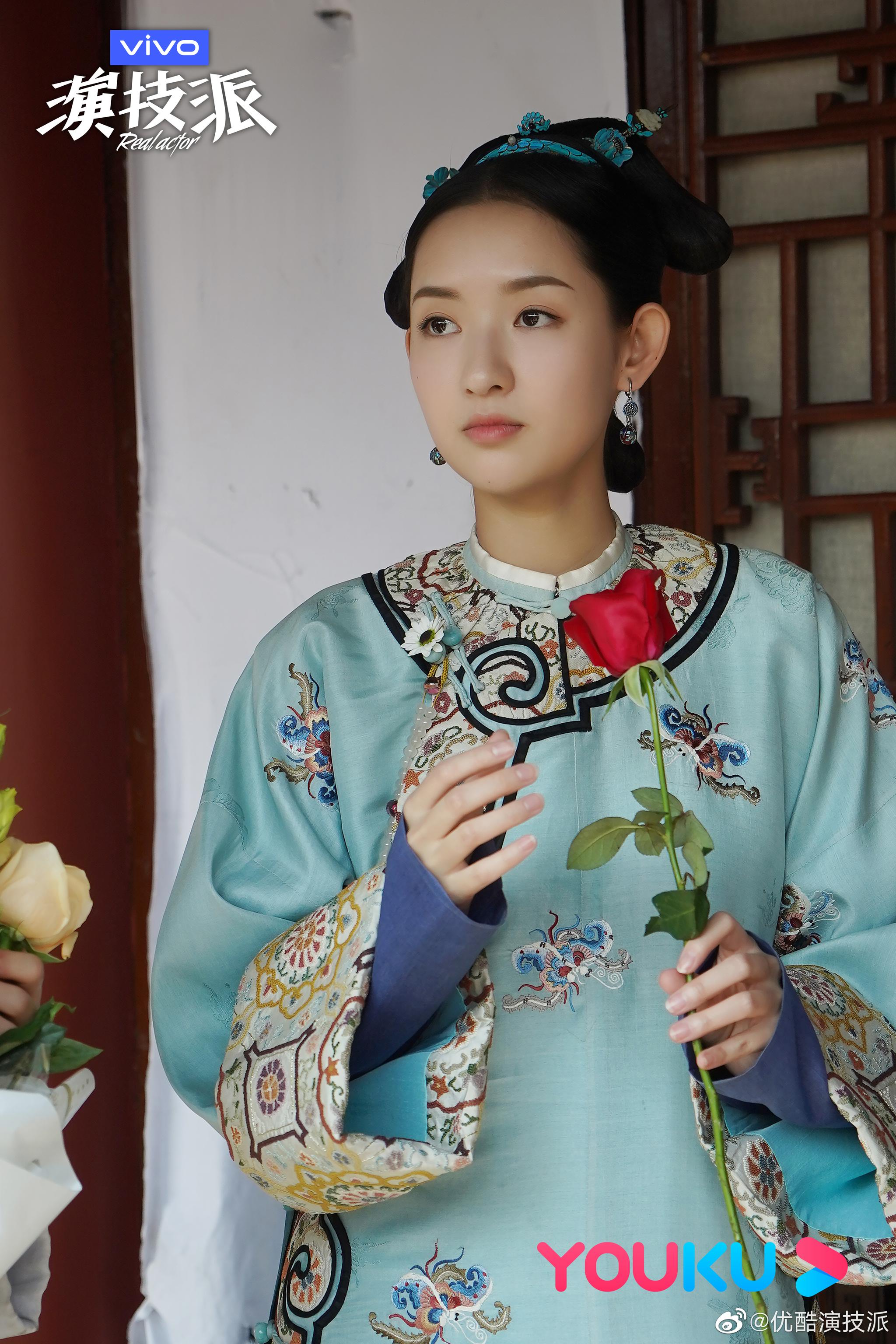 《紫禁城里的小食光》杀青现场,看得出来大家心情都还不错__财经头条