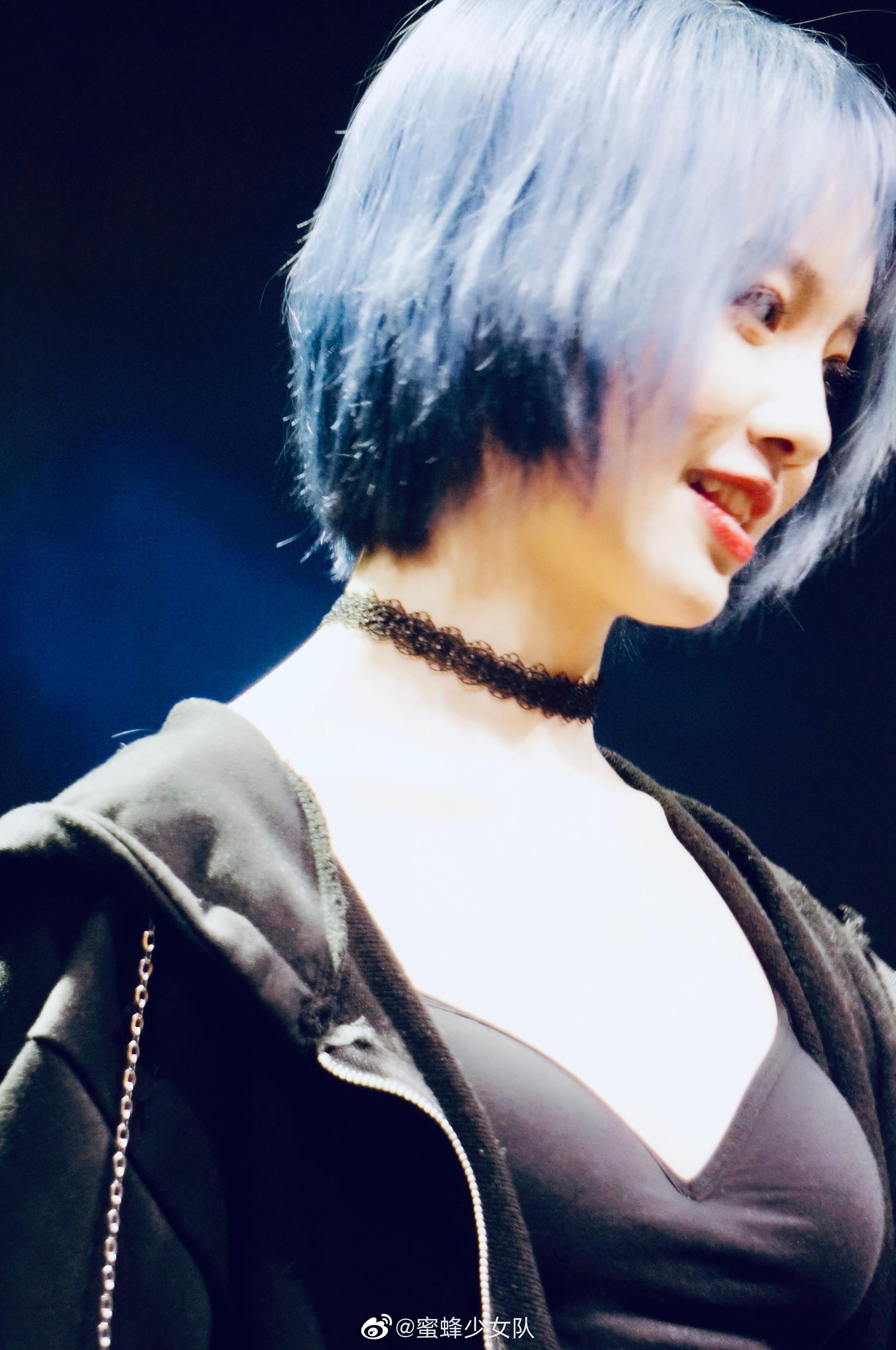 灯光急速切换颠覆感官体验loger陈乐一实力vocal燃炸全场