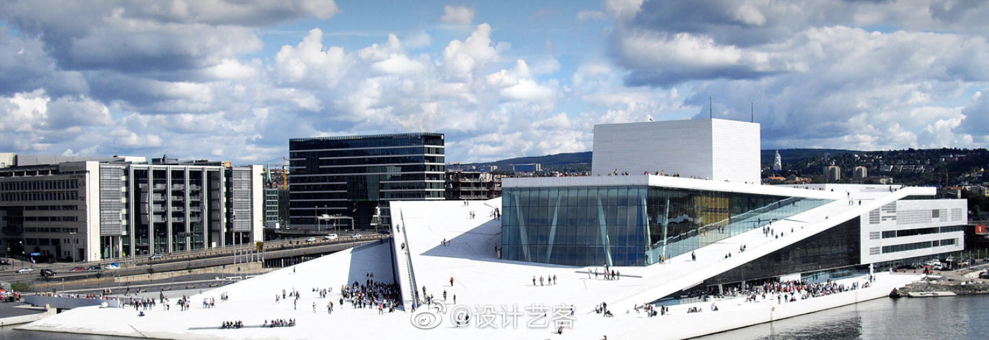 可上人的建筑屋顶,"浮"于水面的奥斯陆歌剧院