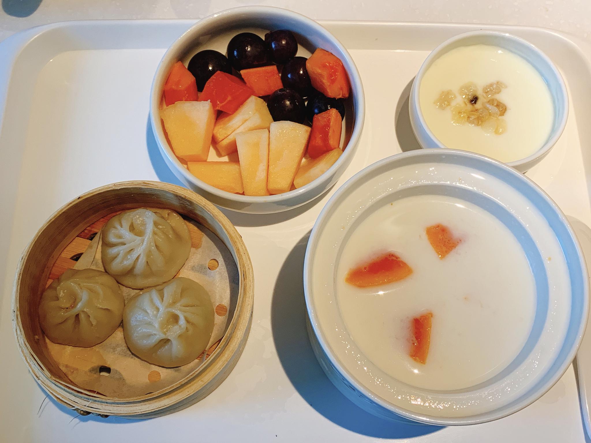 有同学问我:糕妈,你月子期间吃的水果是热的吗