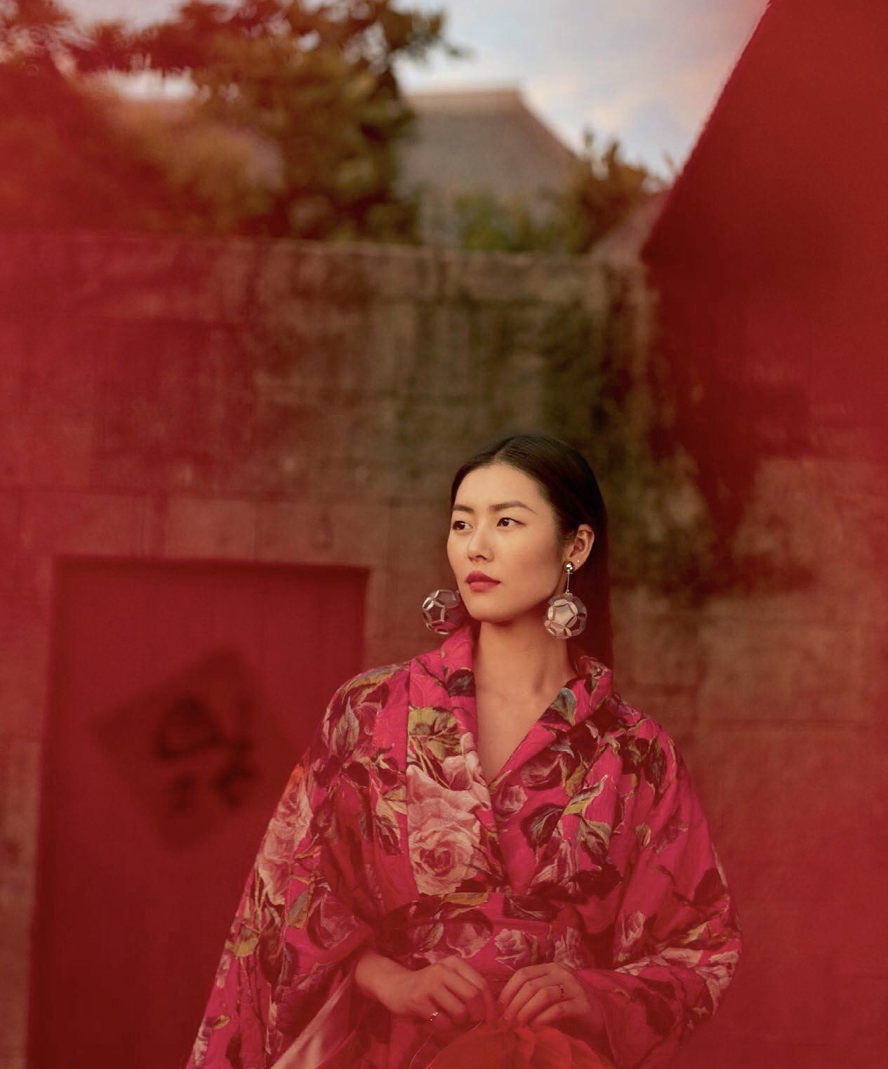 刘雯 X ELLE 中国红写真!|中国红|刘雯|写真_新浪新闻