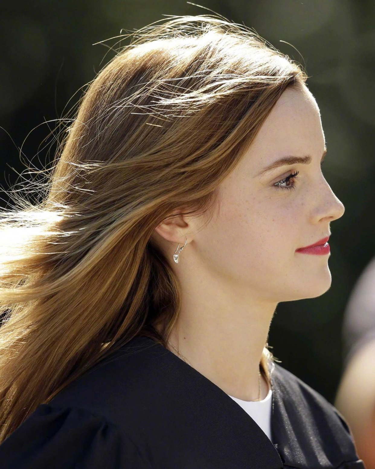 每次看到艾玛·沃森,就心疼丹尼尔和鲁伯特