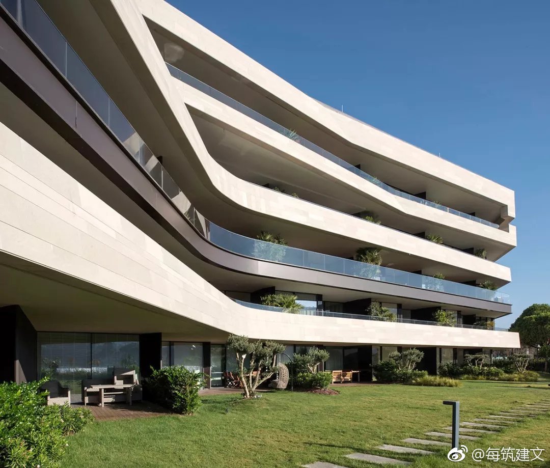 一个小人闯关手机游戏