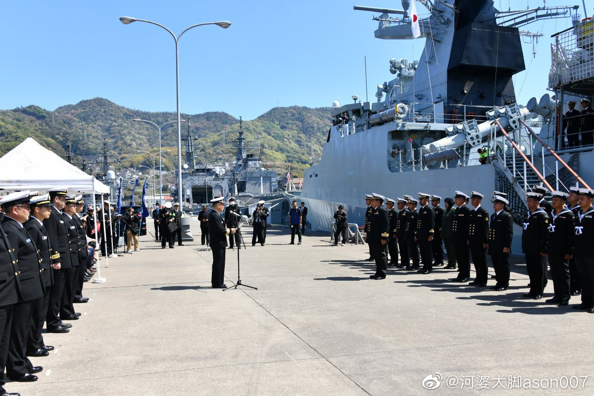 马来西亚海军“莱丘”号(KD LEKIU)护卫舰4月15日抵达日本吴港基地_新浪新闻