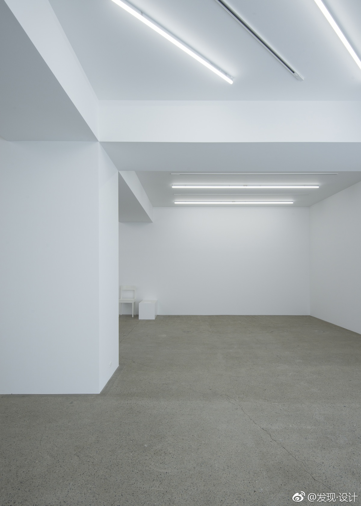 日本东京的极简主义画廊空间