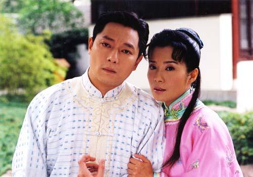 剧中温柔婉约,泪眼汪汪的形象深植人心,惹人怜爱,被喻为台湾电视界