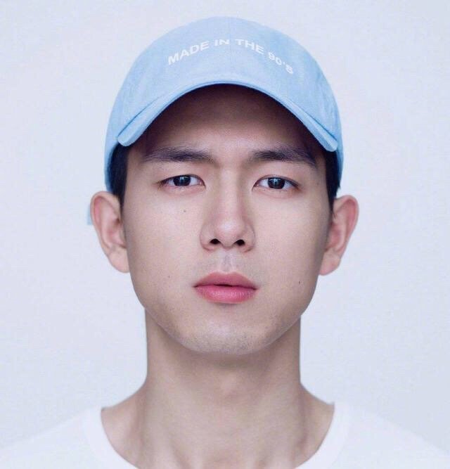 李现正面照,这五官神了