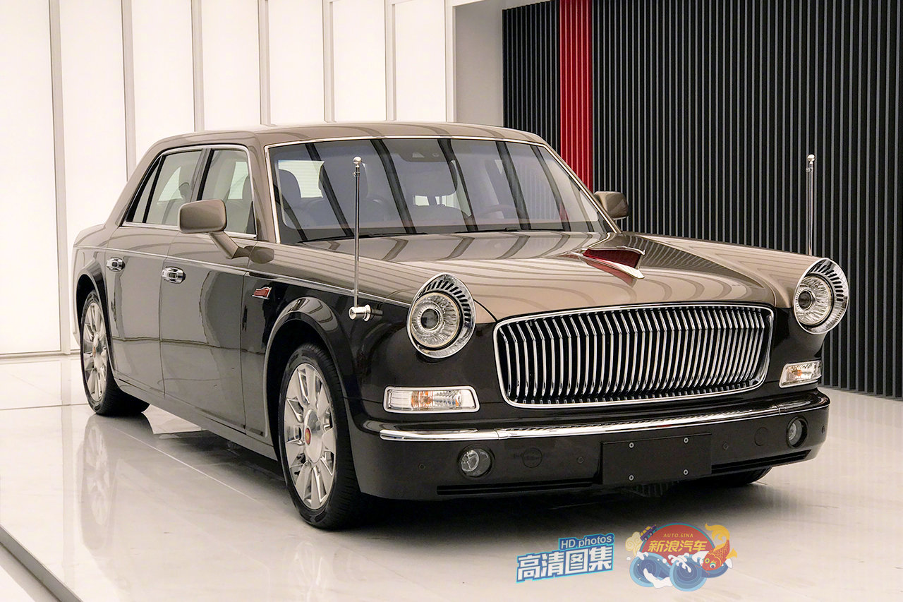 前方记者发来2019上海车展第一波高清探馆图红旗l5,保持了源自ca770的