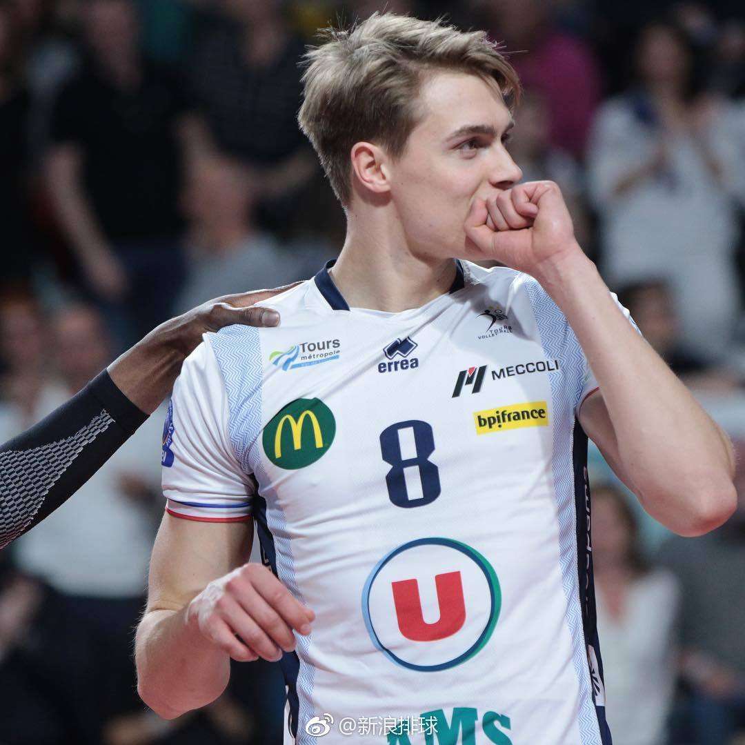 这颜值谁能顶得住法国男排97年小帅哥马克西姆