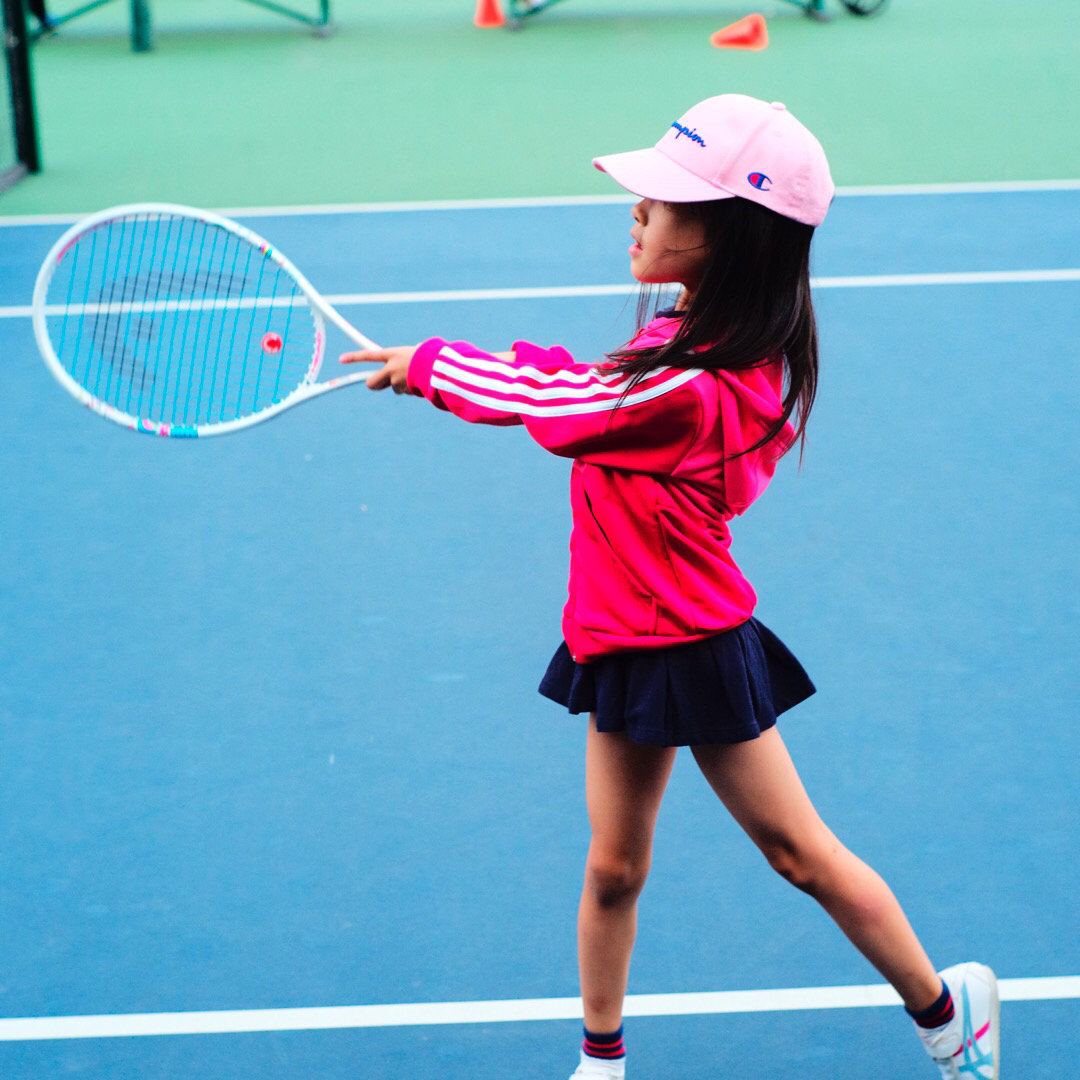 网球少女 网球少女