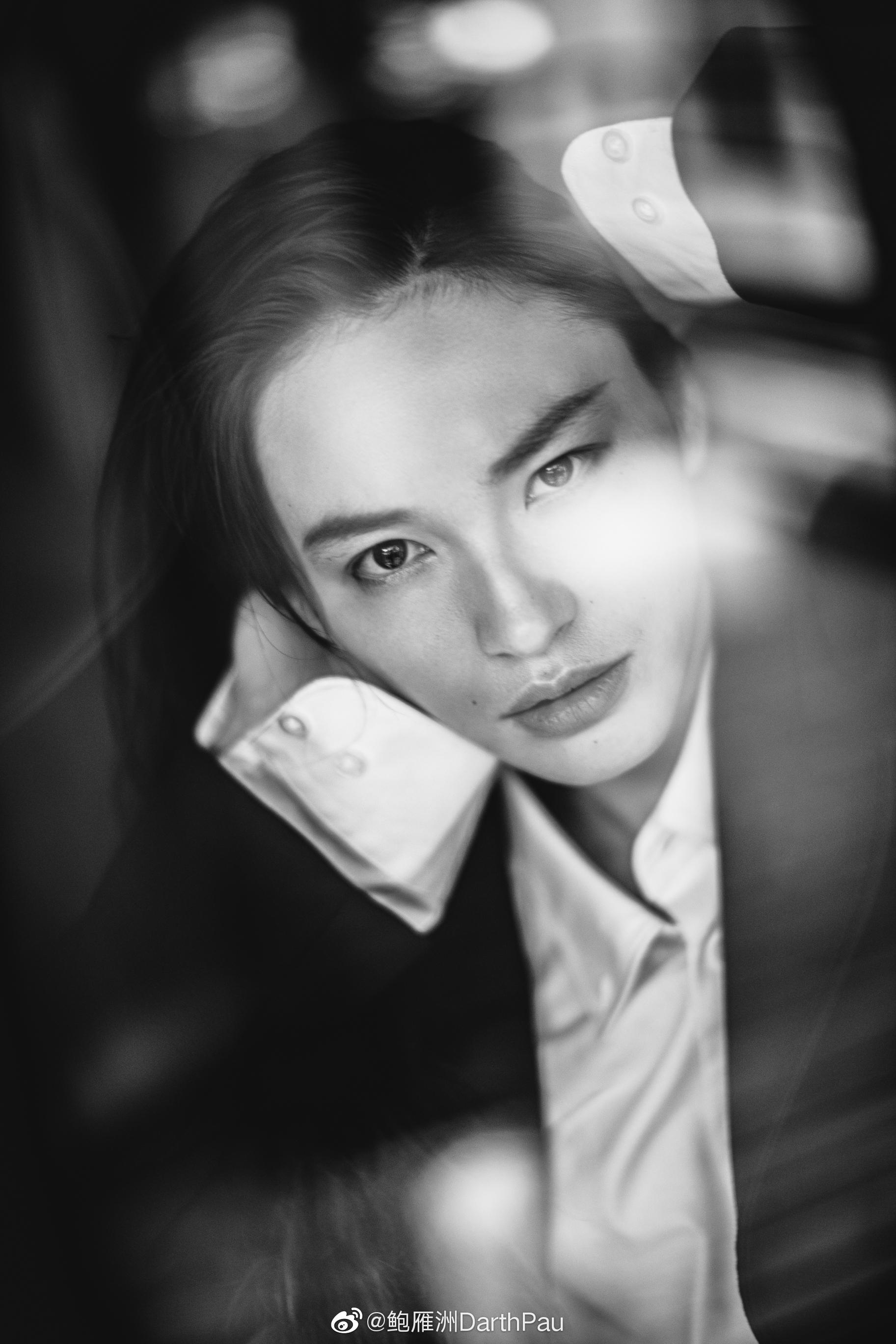 演员:@-岳辛- 妆发:@tain-天