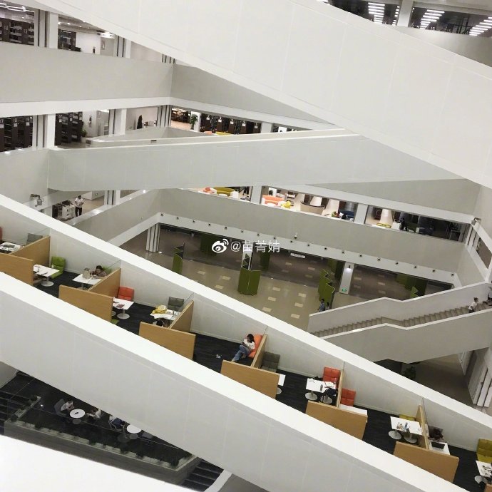 今年8月开始试运营的北京 中国农业大学图书馆.