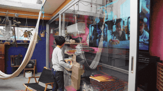 市中心最强违建房：没屋顶，一家五口每天露营、烧烤、泡温泉（组图） - 23