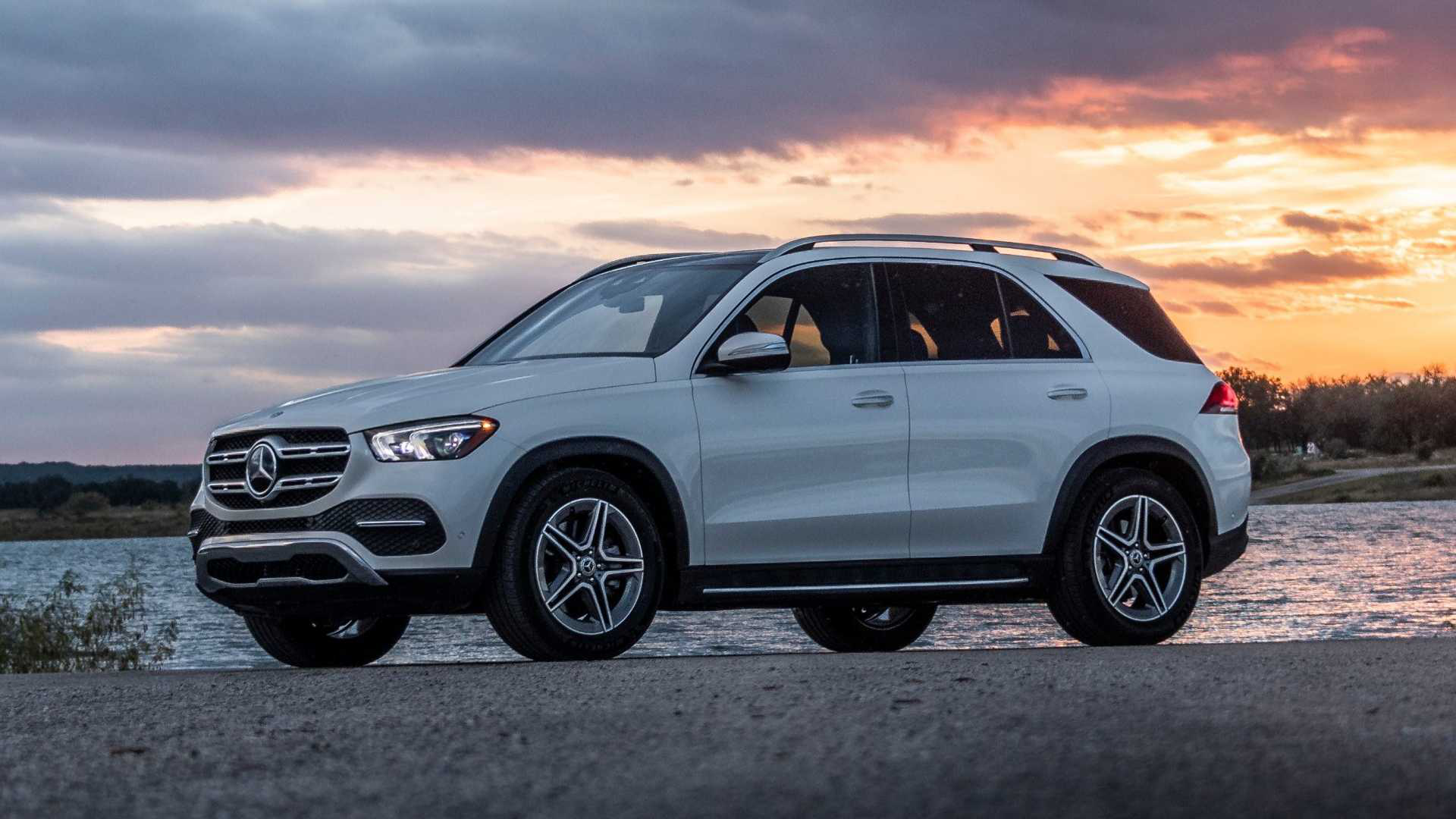 2020款奔驰gle首试 看看豪华鼻祖如何讲智能suv?