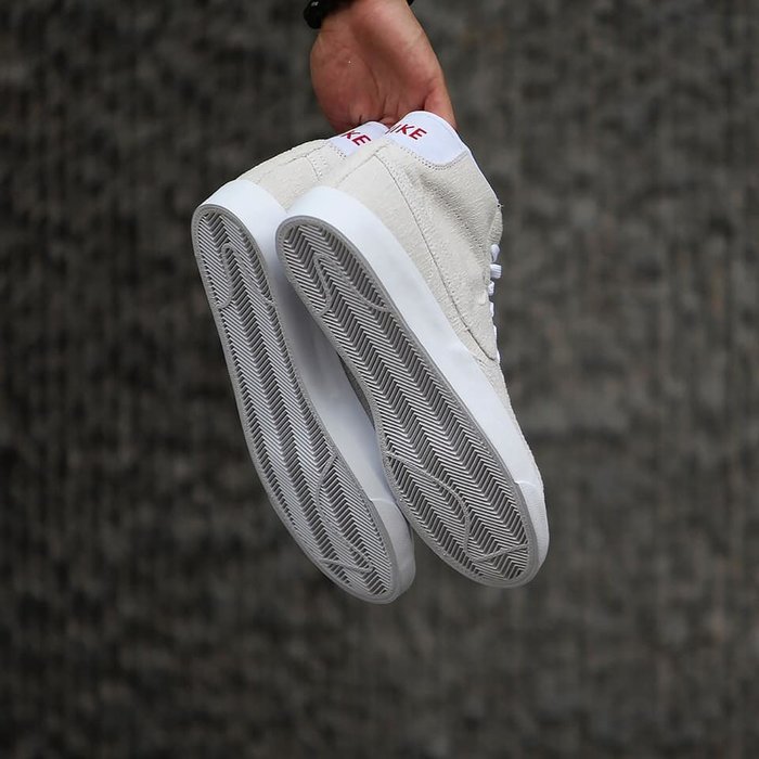 nike upside down blazer