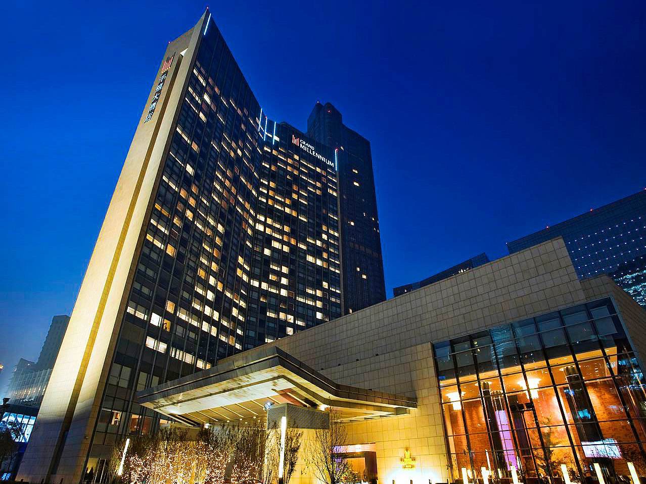 邓英杰先生新任北京千禧大酒店瑶池中餐厅厨师长