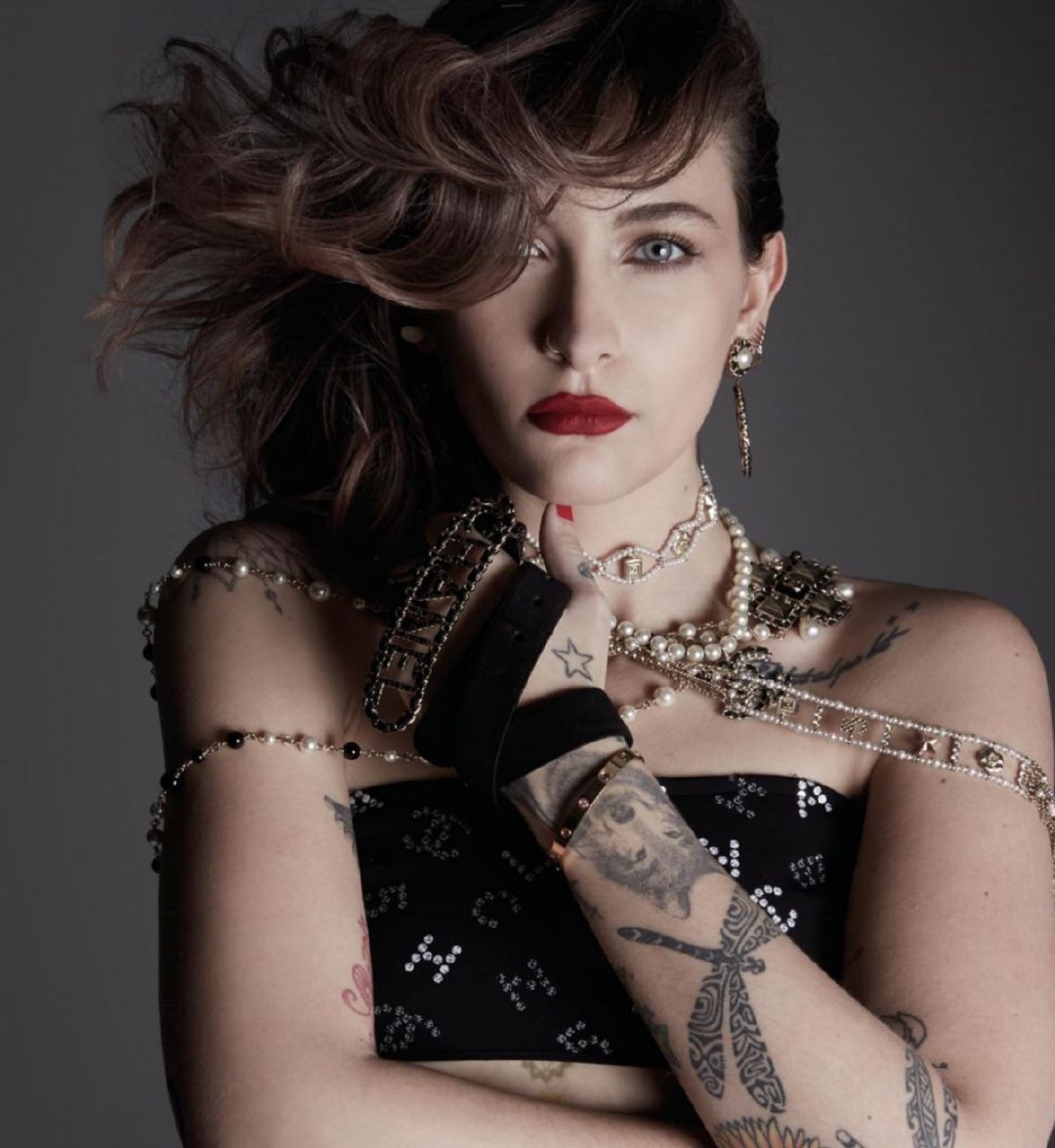 迈克尔杰克逊女儿parisjackson登上意大利版lofficiel2020年