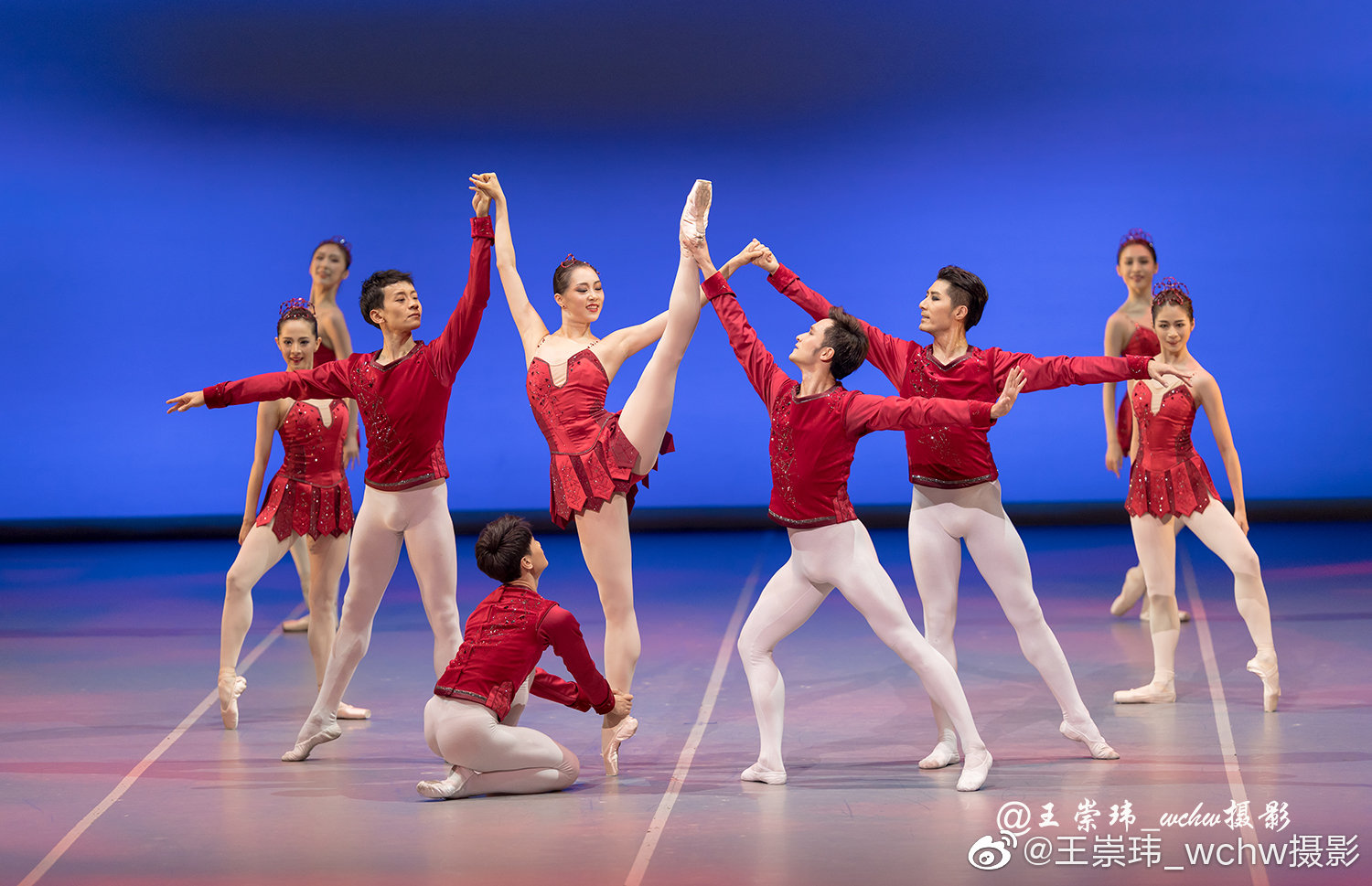中央芭蕾舞团于9月14日晚在天桥剧场三演世界芭蕾经典“珠宝”（乔治|天桥|中央芭蕾舞团|刘雪晨_新浪新闻