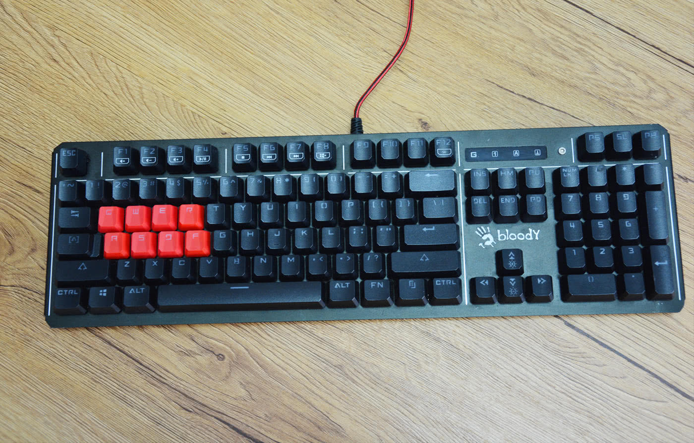 想要游戏玩的痛快双飞燕b975电竞机械键盘带你飞