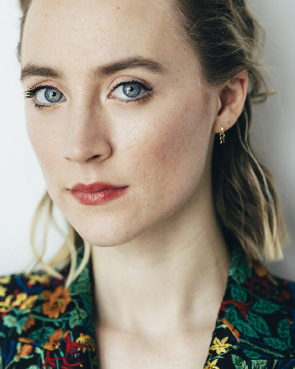 西尔莎·罗南生日快乐呀