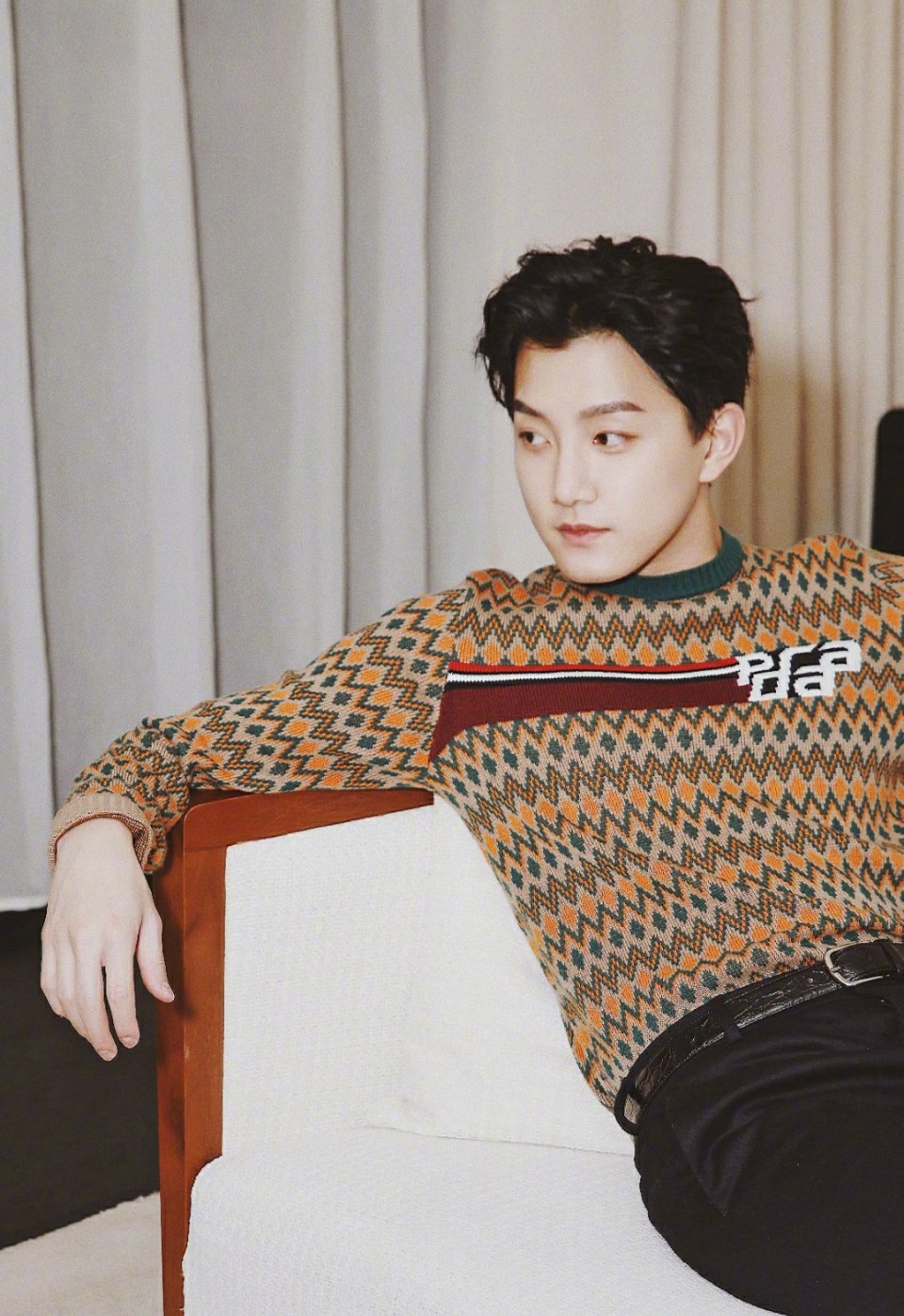 范世錡侧脸小合集真的是长了一张令人怦然心动的脸,我爱了_高清图集