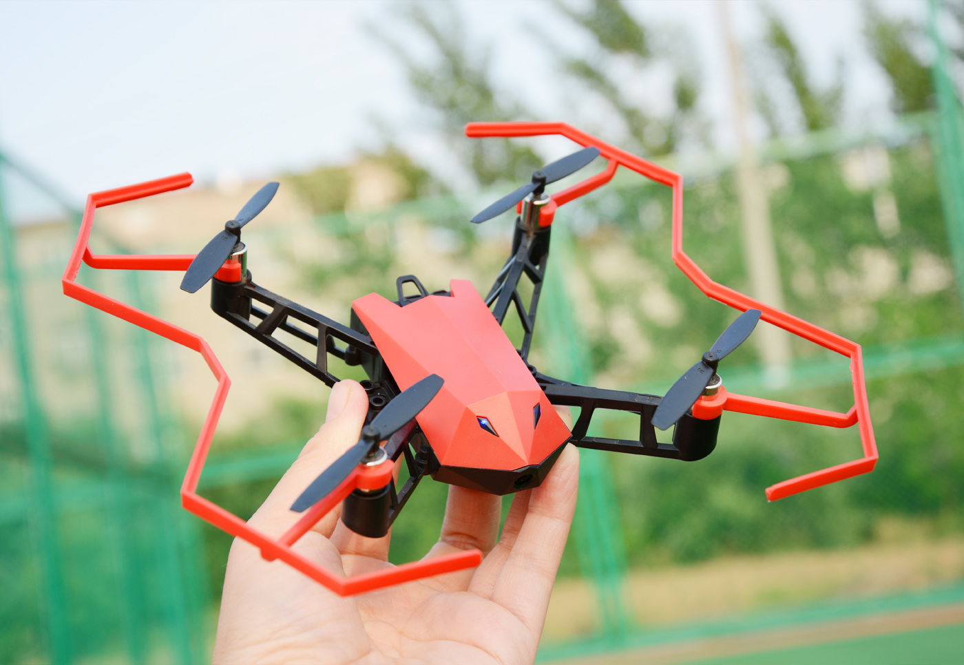 锻炼儿童的专注力,靠意念操控,udrone意念无人机上手测评