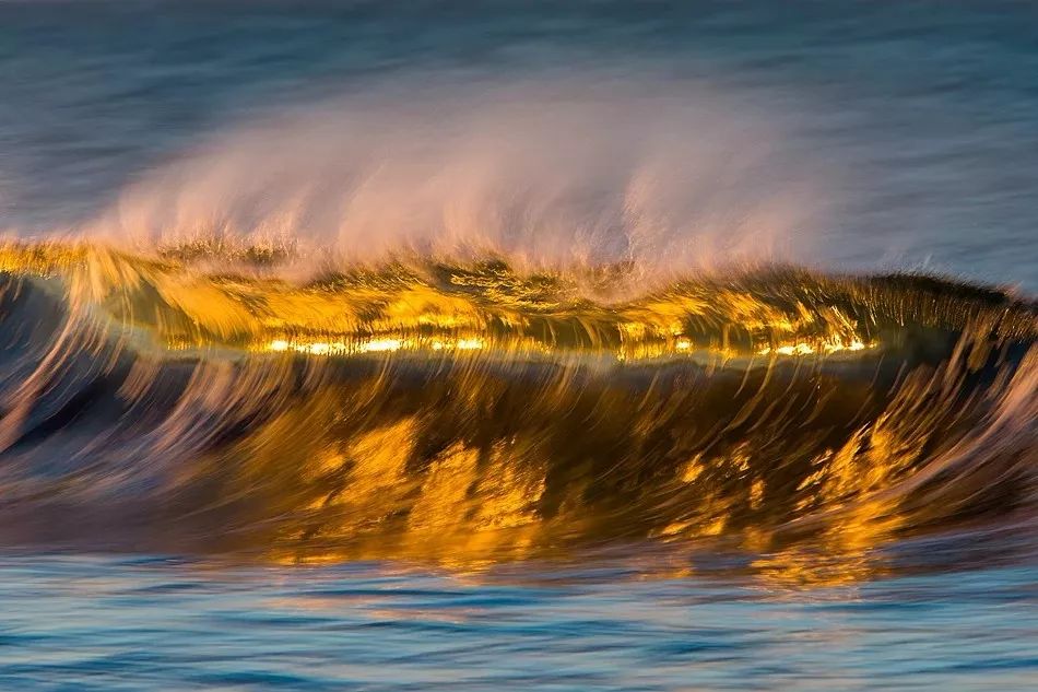 金色的海浪你见过吗?震撼!|金色|洋流|加利福尼亚_新浪新闻