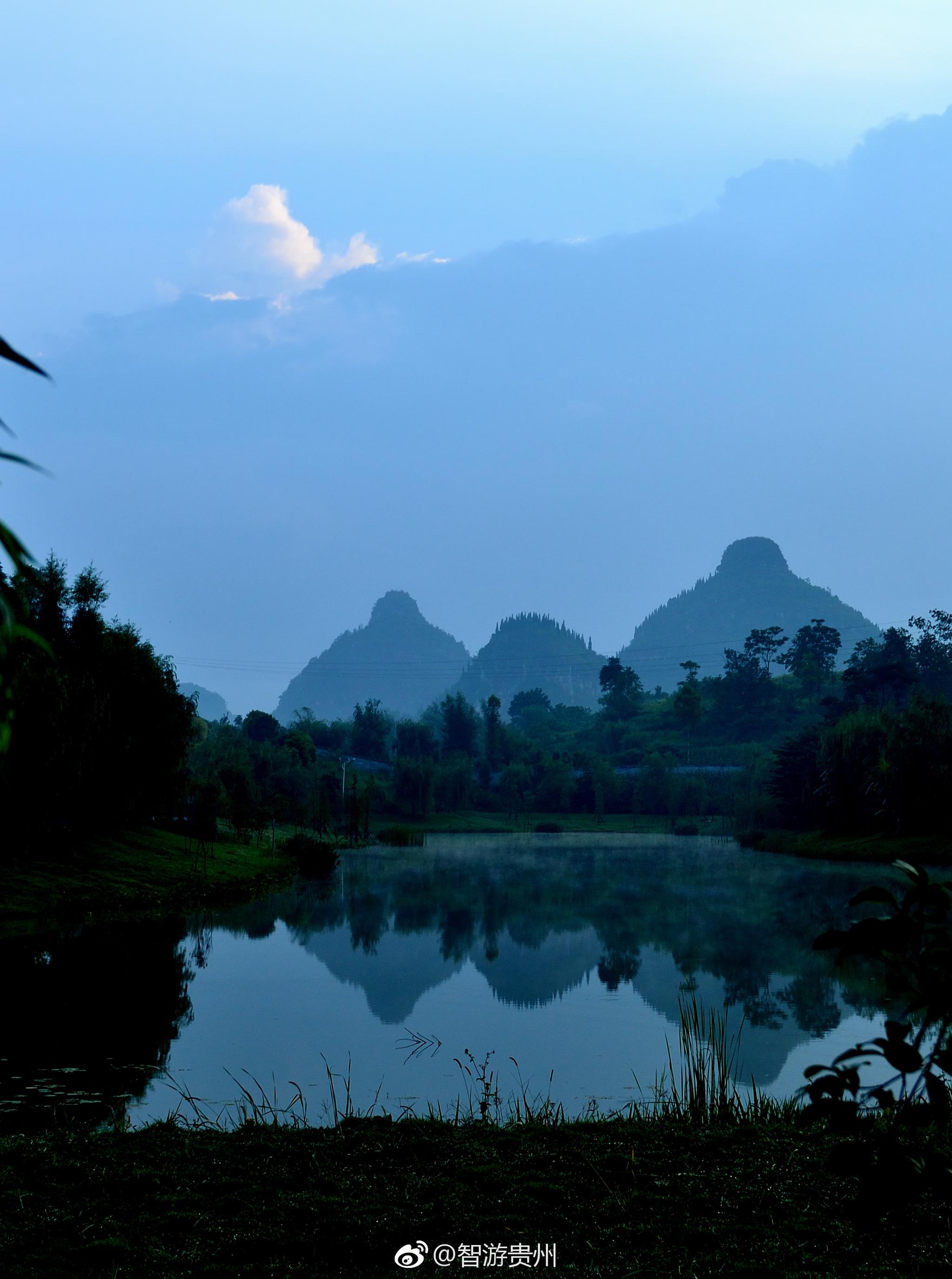 贵州这座山,被当地布依族称为"圣母峰"