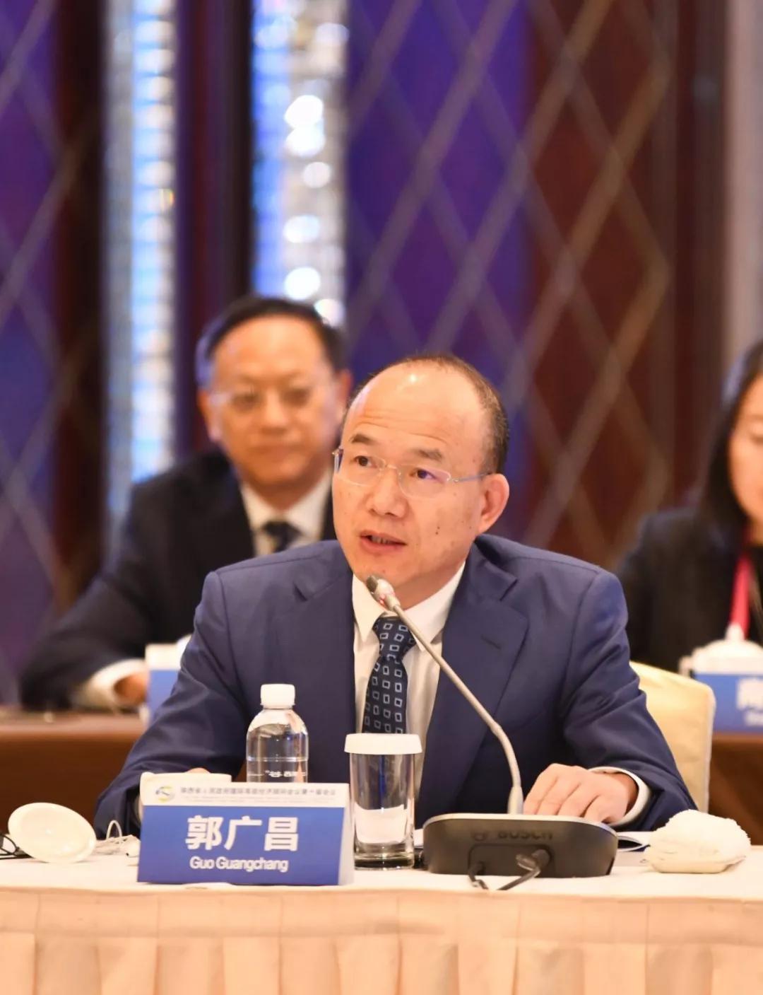 创维集团创始人,南京金龙客车制造有限公司董事长 黄宏生