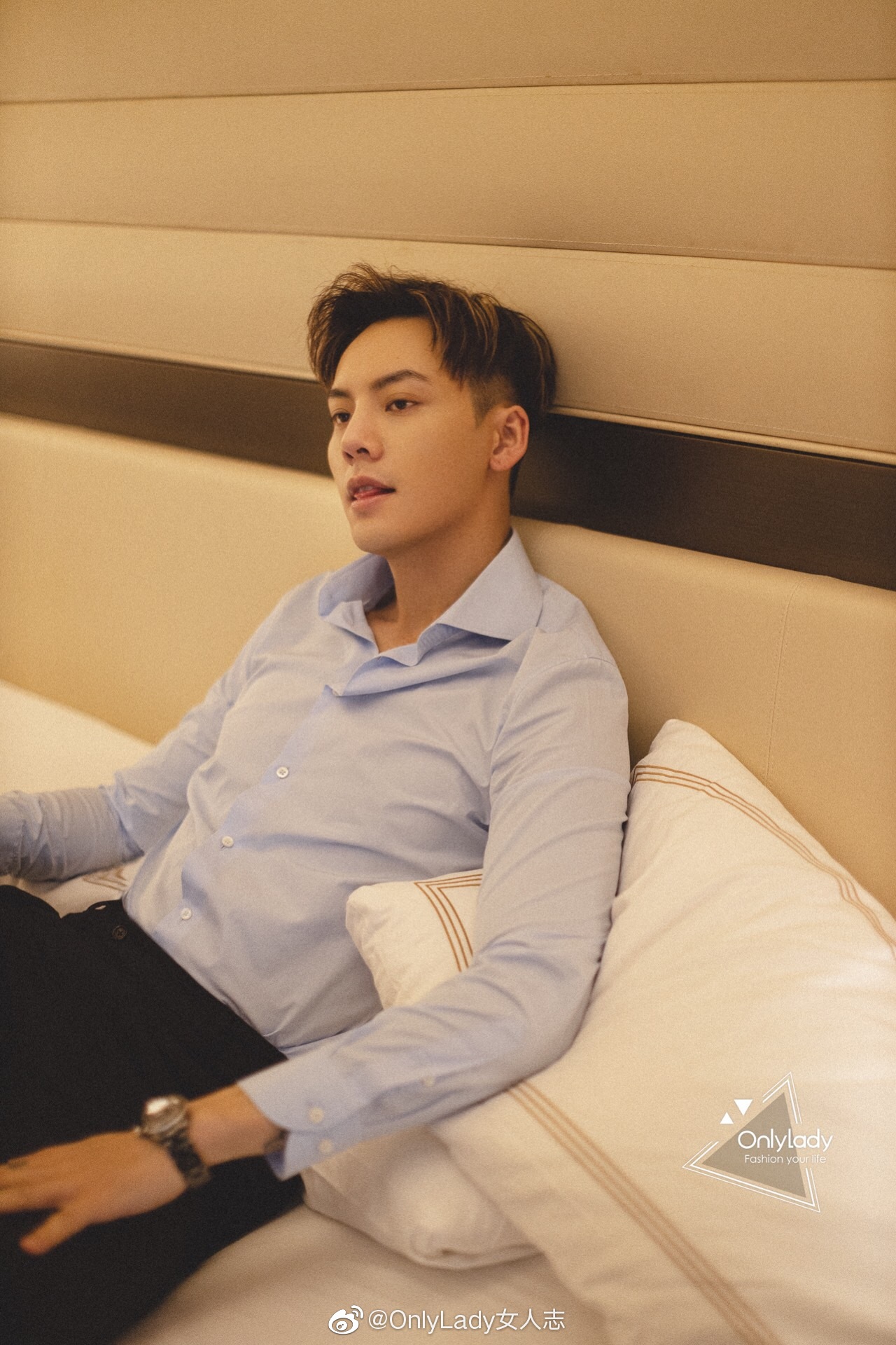 陈伟霆更博,陈伟霆:在吗?在干嘛?今天格外特别想我吗