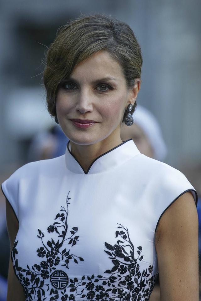 《青春派》男主董子健恋情曝光,女友高颜值大长腿!