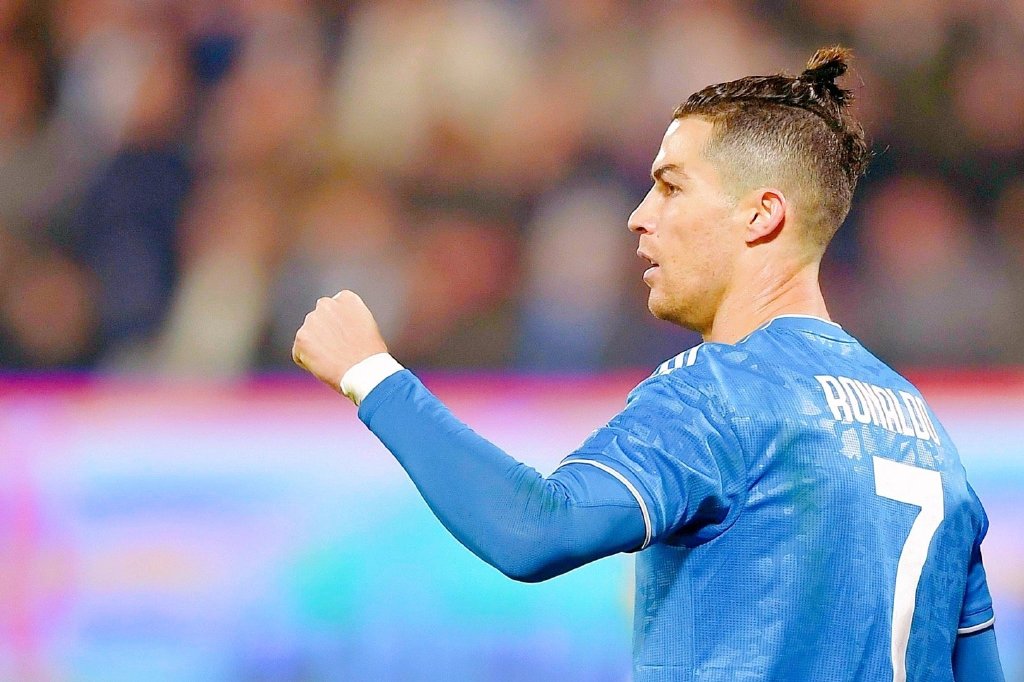 这场大战值得熬夜!c罗欧冠再度出击,一数据有望重新超越梅西!