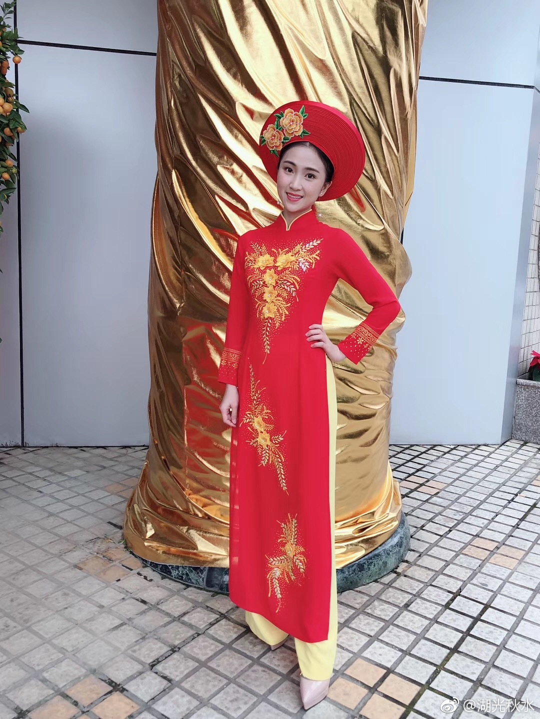 广西东兴京族妹子过新年，亮美装！|亮美|京族|广西东兴|妹子_新浪新闻