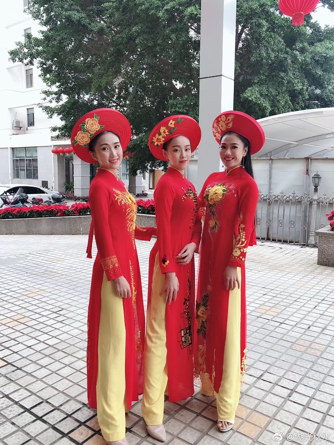 广西东兴京族妹子过新年,亮美装!