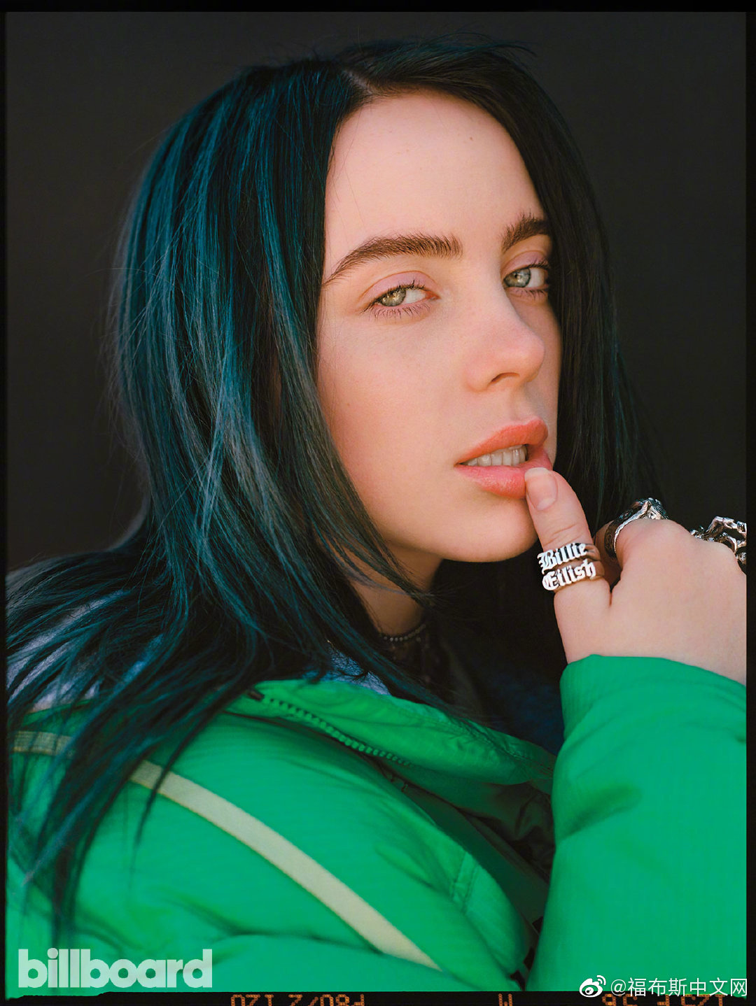 碧梨Billie Eilish今晚一口气横扫格莱美4项大奖——年度专辑、年度制__财经头条