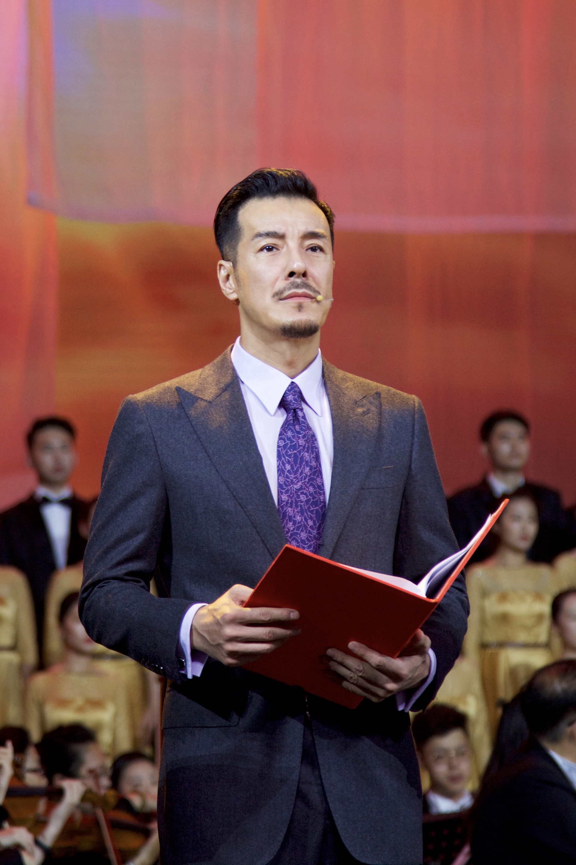 海一天real 携 出席启动仪式,现场深情致敬身边伟大