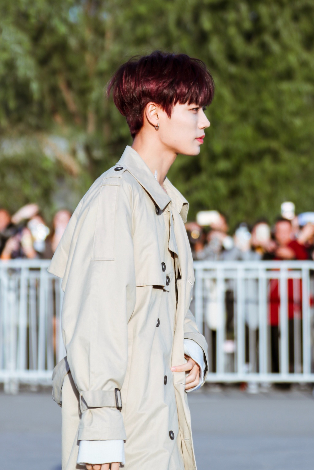 林彦俊新发色非常亮眼又不俗气,真好看