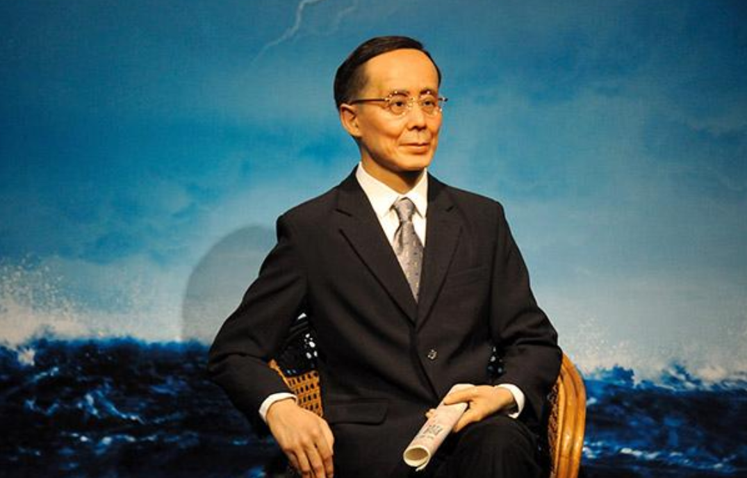 郭沫若书法有多高?一幅作品卖了1610万元,被誉为"郭体"