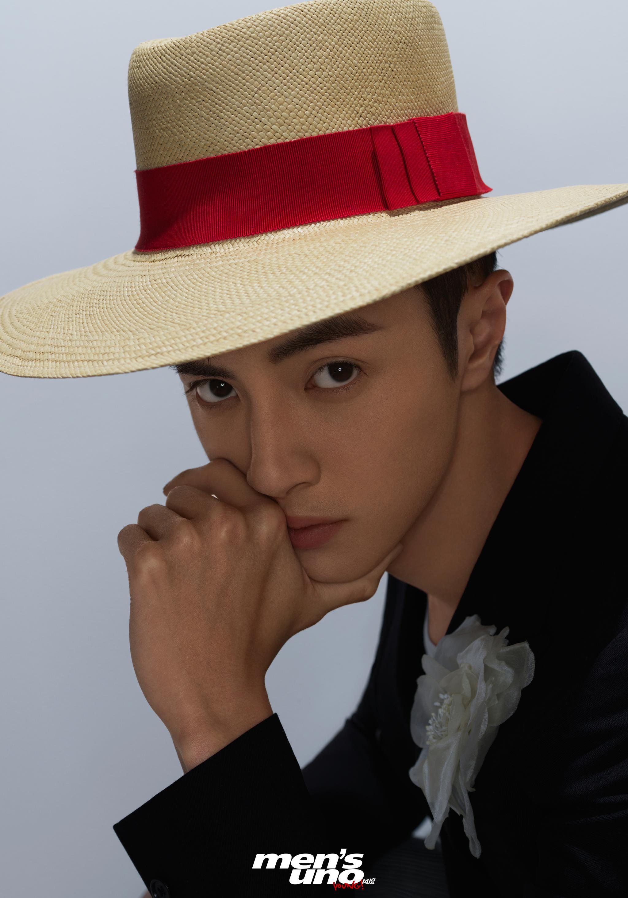 官鸿kuan 登上《风度mens uno young!》12月号杂志封面